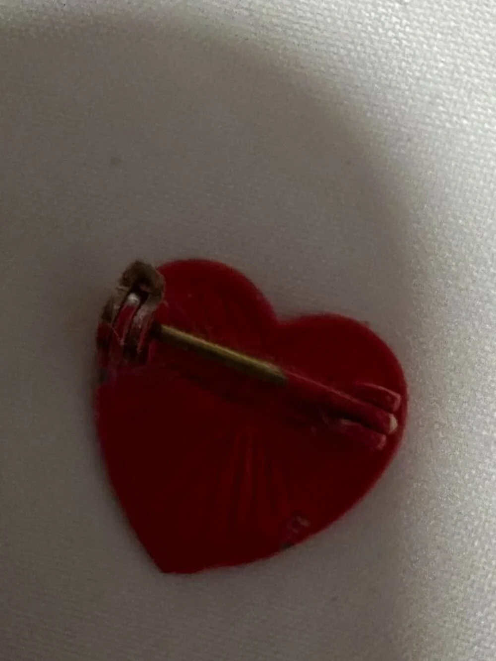 Children's Moon & Heart Pin Set – Red & Blue Decorative Play Pieces
